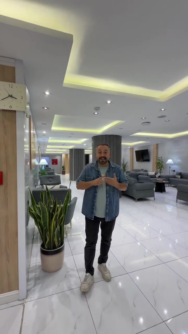 🎁 مسابقة خاصة من فندق وليد الكعبة اربح إقامة ليلتين مجاناً لـ 2 فائزين 🎁

زوار الحسين والعباس (ع) اربح إقامة ليلتين مجاناً في فندق وليد الكعبة 🎁

فرصتك لإقامة مميزة بالقرب من مرقد أبا الفضل العباس (عليه السلام)

اشترك الآن في مسابقة فندق وليد الكعبة وكن أحد الفائزين بفرصة إقامة مجانية لمدة ليلتين (لشخصين).

شروط المشاركة:

📌 متابعة صفحتنا الرسمية.

❤️ الإعجاب بهذا المنشور.

🏷️ عمل إشارة (Tag) لصديقين في التعليقات.

🎥 سيتم اختيار الفائزَين من خلال قرعة علنية ونشر فيديو الفرز مباشرة على الصفحة!

📍 العنوان:

كربلاء المقدسة - شارع باب بغداد - خلف عمارة التأمين (بالقرب من مرقد أبا الفضل العباس عليه السلام).

📞 للحجز والاستفسار:
***********
