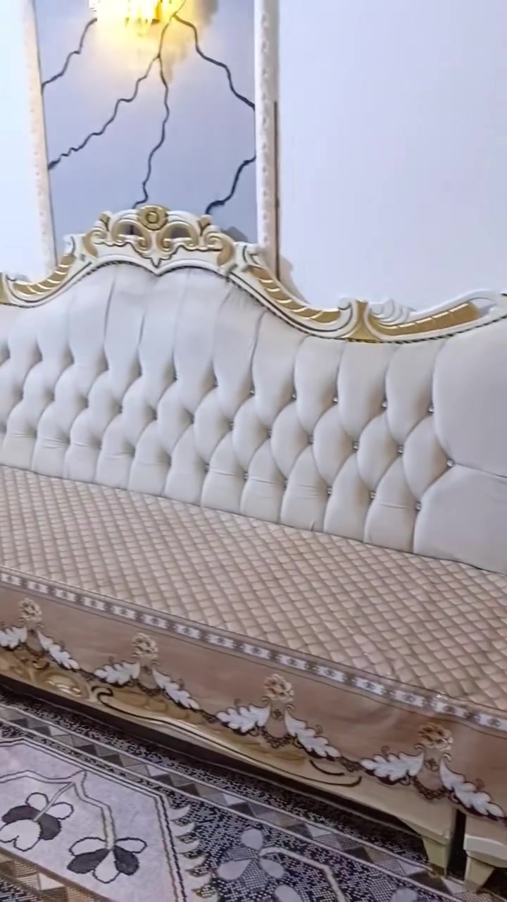 السلام عليكم 👋
تخم للبيع 💺
السعر خاص 💲 

***********

