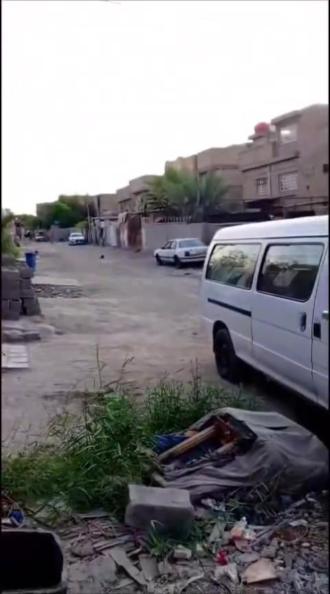 السلام عليكم بيت للبيع المساحه 120 متر في منطقة شركه رمضان مقابل بيوت الطابو خلف شارع افران الزهراء البيت عكاده وسطح اشتايكر سعر 28 وبي مجال قليل للاستفسار ***********
