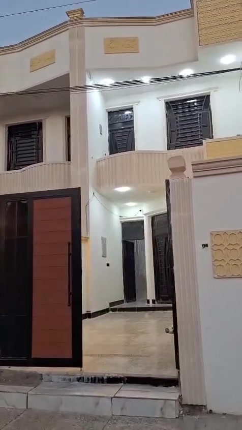 مشتمل  للبيع بغداد بوب شام مدخل السوق قبل شارع سوق 🔥
🔚———
🔺 المساحة : 150   متر.  فول درجه اولى 

🔻الواجهة: 5 م             🔺النزال: 30

🔷بناء حديث 26 فول درجه    اولى مع خدمات راقية:
      🔹 واجهة مرمر +حجز  + ارضيات طابقين كاشي
      
      🔹️الابوب من الصاج 
      🔹️الشبابيك افول تركي
    
      🔹️الصحيات نوع تركي
   🔹نظام( كامرات+انترنت+سبالت)انابيب دفن
      🔹 اضواء سبورت لايت ✨
     

🔶الطابق الارضي: 

       🔸️مدخلين 
       🔸استقبال.  
       🔸️صالة 
       🔸️مطبخ مستقل.  
       🔸️خدمات صحية 
       🔸️غرفه  نوم
 
🔶الطابق الاول: 
 
       🔸️  2 غرف نوم
       🔸️خدمات صحية
     

 ✔️موقع مرتب     //.   🔚 شارع 15 م   

📍موقع الدار:
بغداد   . شعب بوب شام 📍  
      
طابو صرف عل طابو شعب بسمي سند واحد
______________________________________________

للاستفسار  
او الاتصال على الرقم او الواتساب

☎️***********
