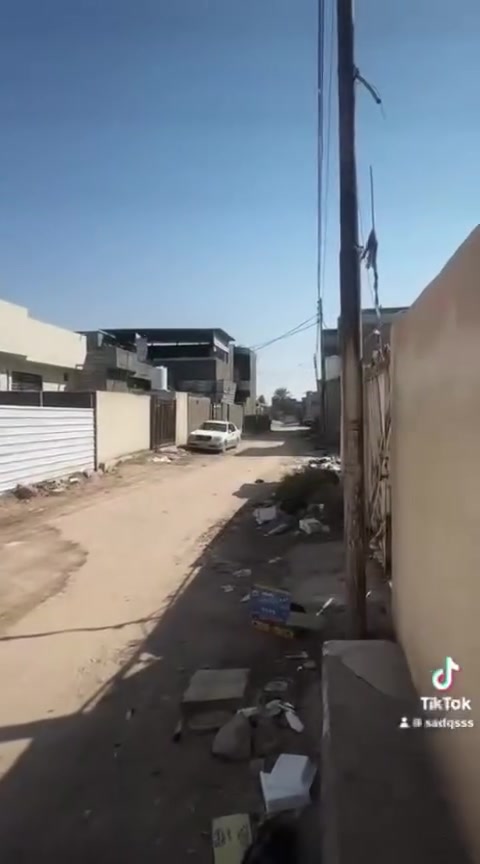 لبيت للبيع مساحه ٢٠٠ متر طابو زراعي عراقي مكاتبه وكاله ونسخه من طابو 
يحتوي ع غرفتين نوم وصاله ومطبخ واستقبال وحمام داخلي وحمام خارجي بناء حديث البيت جاهز كيزر مغاسل مقطورات ماء جيب اثاثك وكعد العنوان بصره ابي الخصيب العاكوليه ومن جهه الصنكر عل مدخلين السعر ٩٠ مليون وقابل للتفاوض للاتصال على الرقم 
***********
