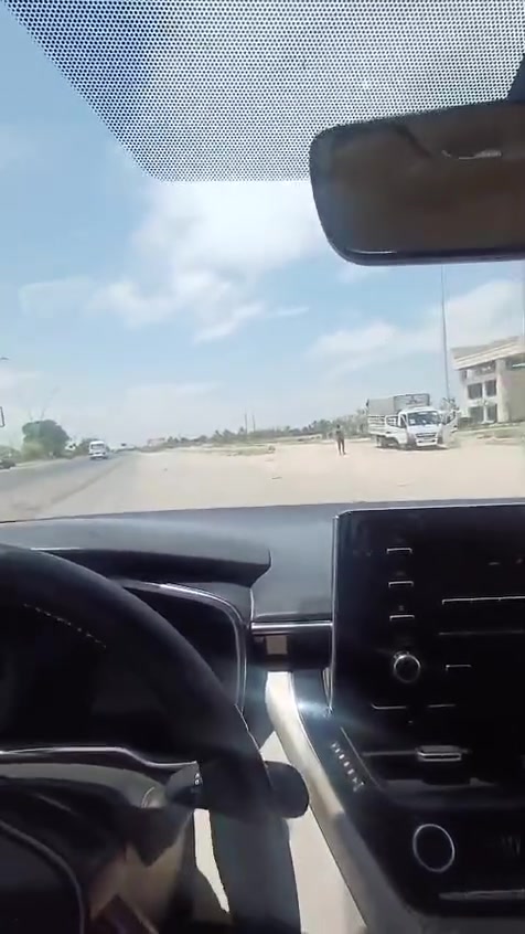دار للبيع • ١٠٠م • سند ٢٥