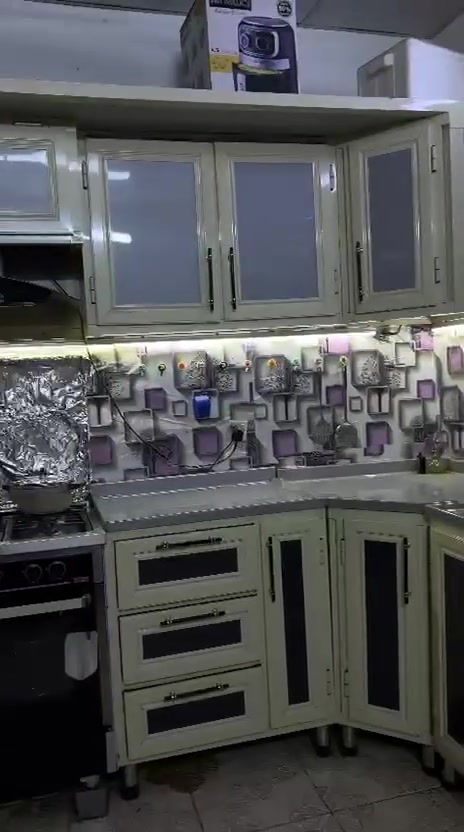 كاونتر استعمال قليل فصلته ٣ ملاين اريد مليون ونص  ***********
