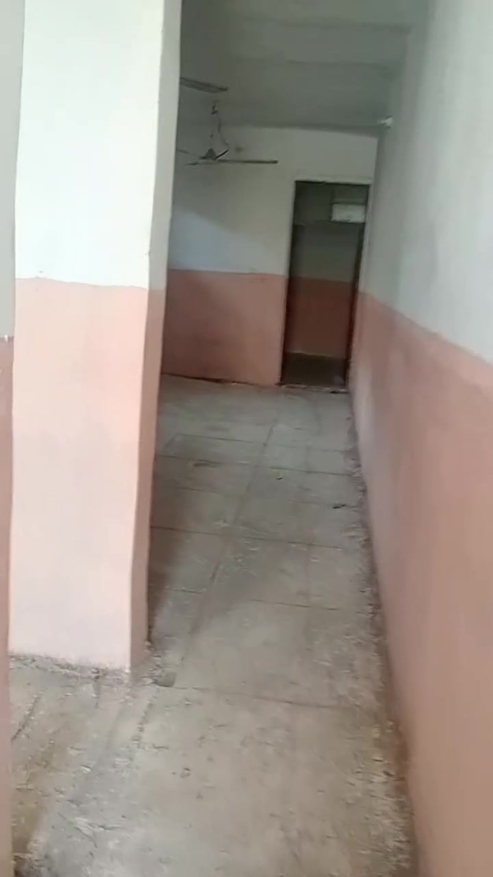 السلام عليكم بيت زراعي مساحه 100م للبيع قريب من حسينية الشوكي ***********
