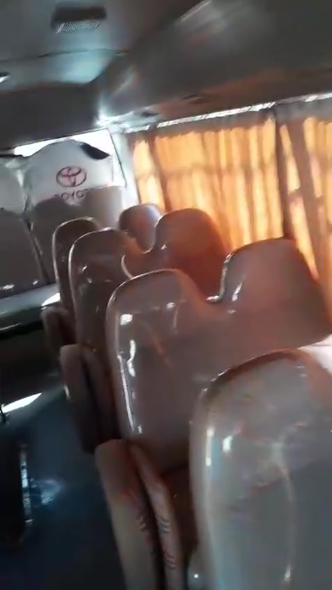 سلام عليكم للبيع كوستر مديل 2007 سياره حلوه جاهزة من جميع نواحي مكينة كير صدر تخم تاير كله جديد تبريد ثلج سياره داخله مدوشم جديد كهربائيات كله شغاله مكان بغداد البياع سعر 220 وبيه مجال للطيبين رقمي بصره مصفره هيئه وغرامات تحويل مباشر رقمي ‏‪***********‬‏
