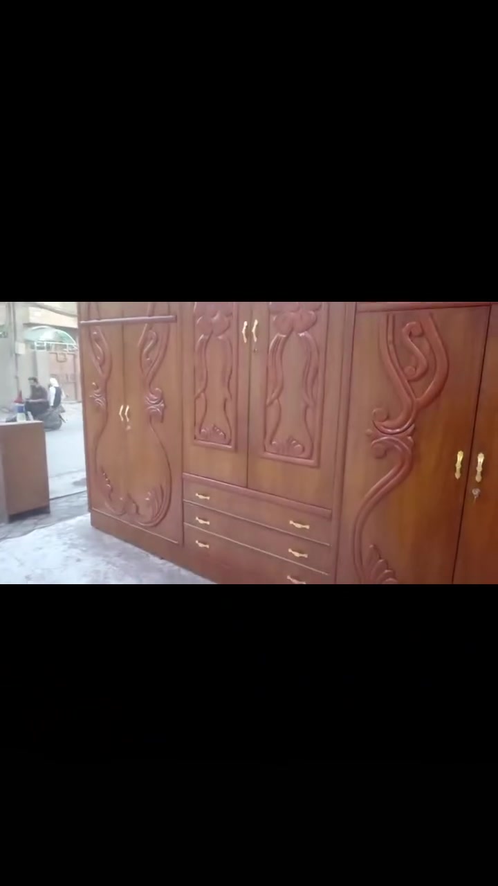 خزائن • للبيع • ماكو تفاصيل