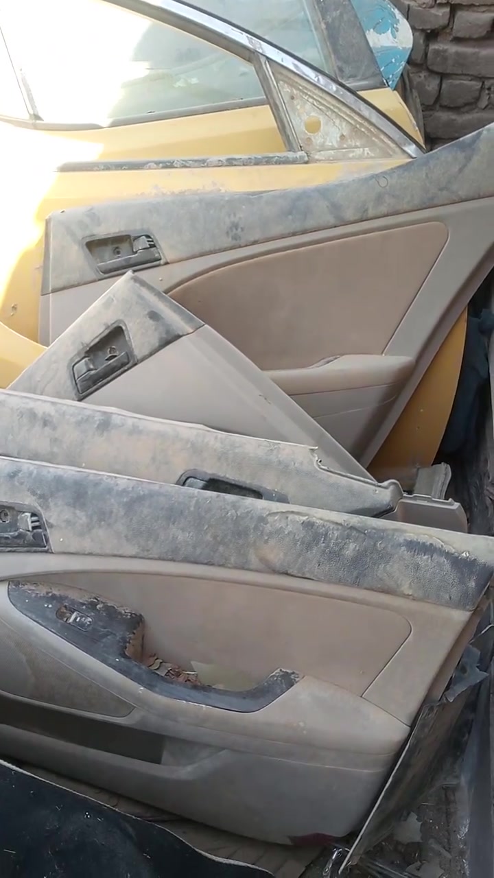 السلام عليكم
غراض سياره اوبتيمه خليجي
للبيع اشتريتهن علمود سياره اعمرها وماشديتهن 
للبيع شرط جديد كارتون والي يريدهن بي خير ويدلل )
رقمي الي يريد يتواصل (***********) 
وعندي مكينه وكير مال خليجي مكينه ٢٠٠٠دوش هيه وكيرها 
مكاني ناصريه  مامتواجد على الفيس
