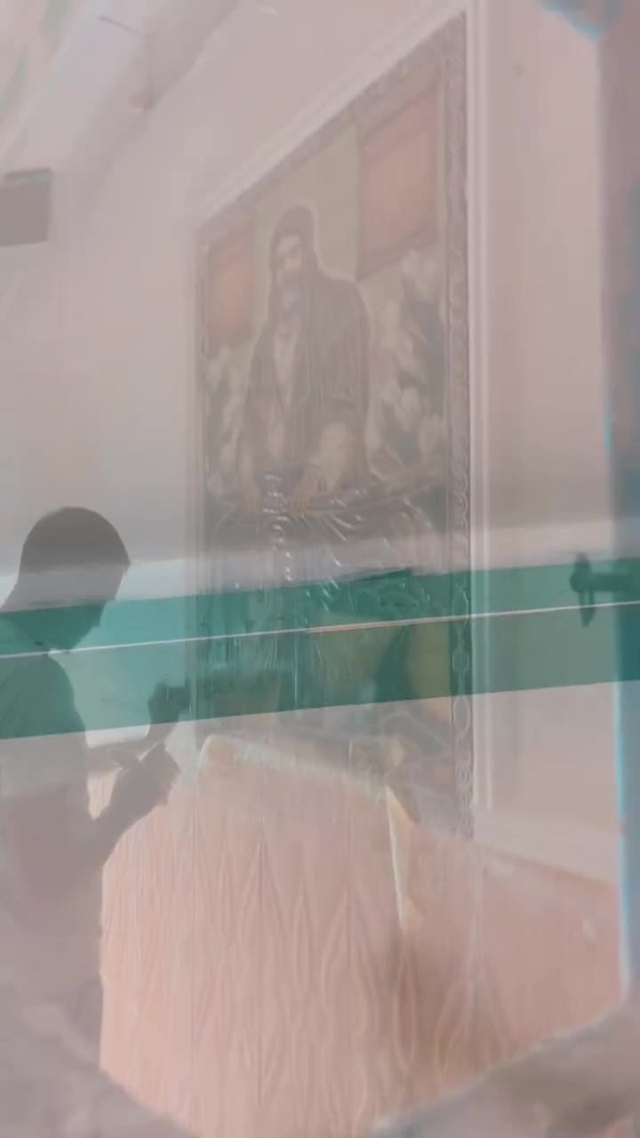 انتضرو النتيجة 🤌
شي هادء وفخم 
***********
