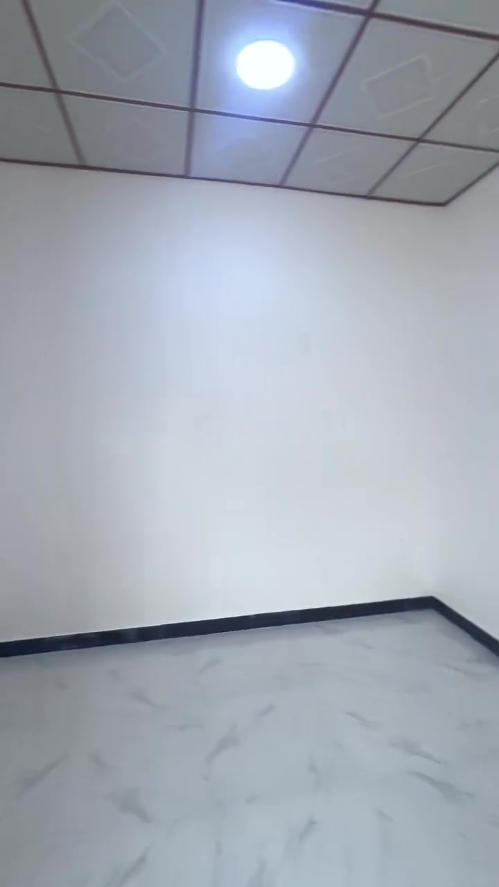 🏡 بيت للاجار - البصرة 🏡
**المساحة**: 100 متر سندويج
**الموقع**: البصرة - الجزيرة - باب الهوى - شارع باب الحارة
**التقسيم**: ديوانية + غرفتين + مطبخ + صحيات
**الحالة**: البيت نظيف وجاهز للسكن
لايجار 250 قفل غير عموله المكتب
لاستفسار ***********
