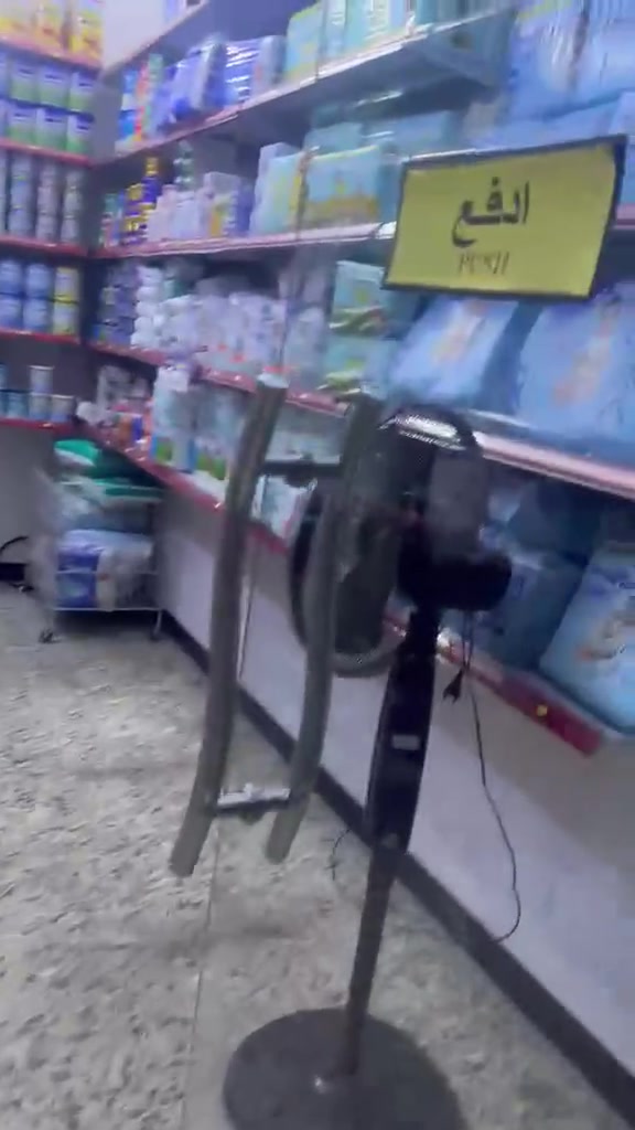 سلام عليكم
للبيع محل حفاضات وحليب 
كامل لبيع لعدم التفرغ 
***********
