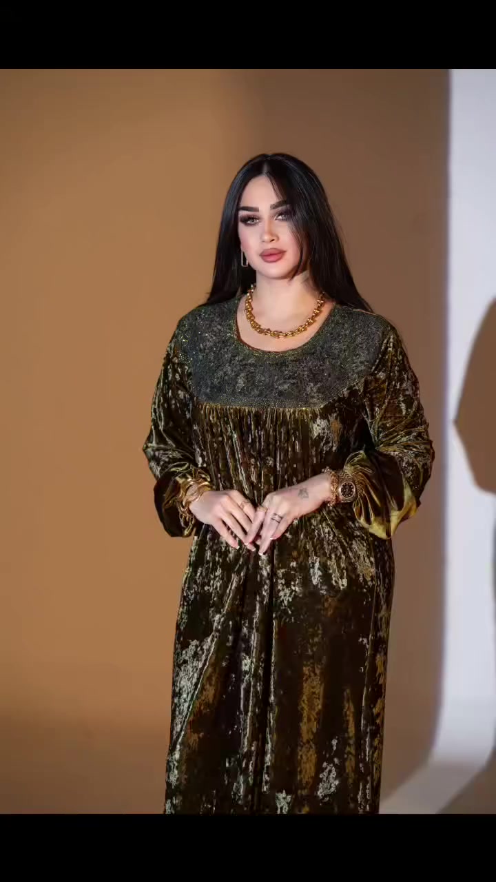 ملابس نسائيه • جملة • بيج