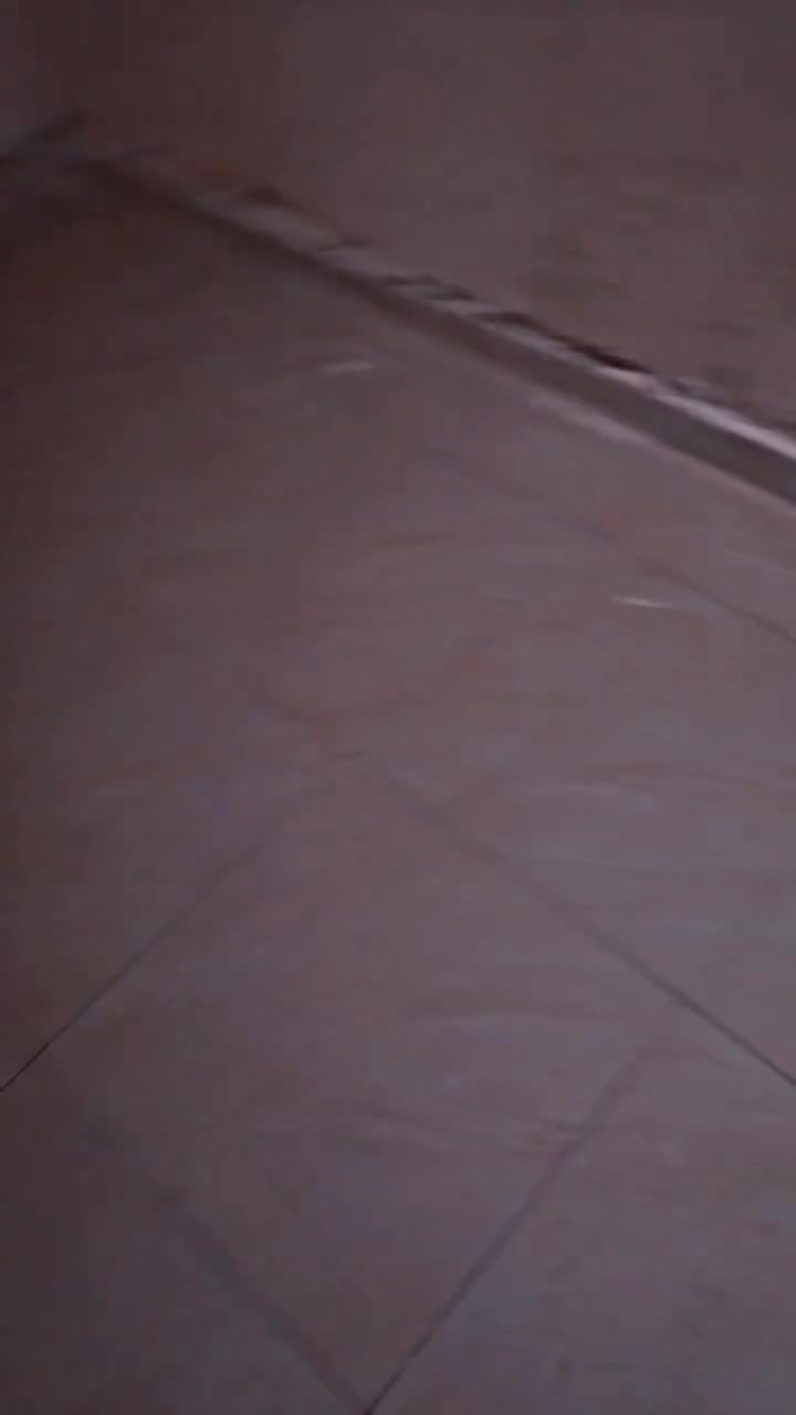 السلام عليكم
خلفه سيراميك بورسلين متفرغ حالياً
اشتغل. ع المتر، مكطوعه، باليوميه
***********
