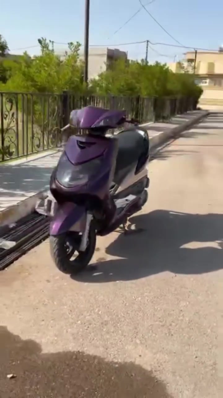 سلام عليكم دراجه سنكس فحل للبيع مكفوله كفاله عامه الشراي يتصل عله هذا الرقم ***********.

