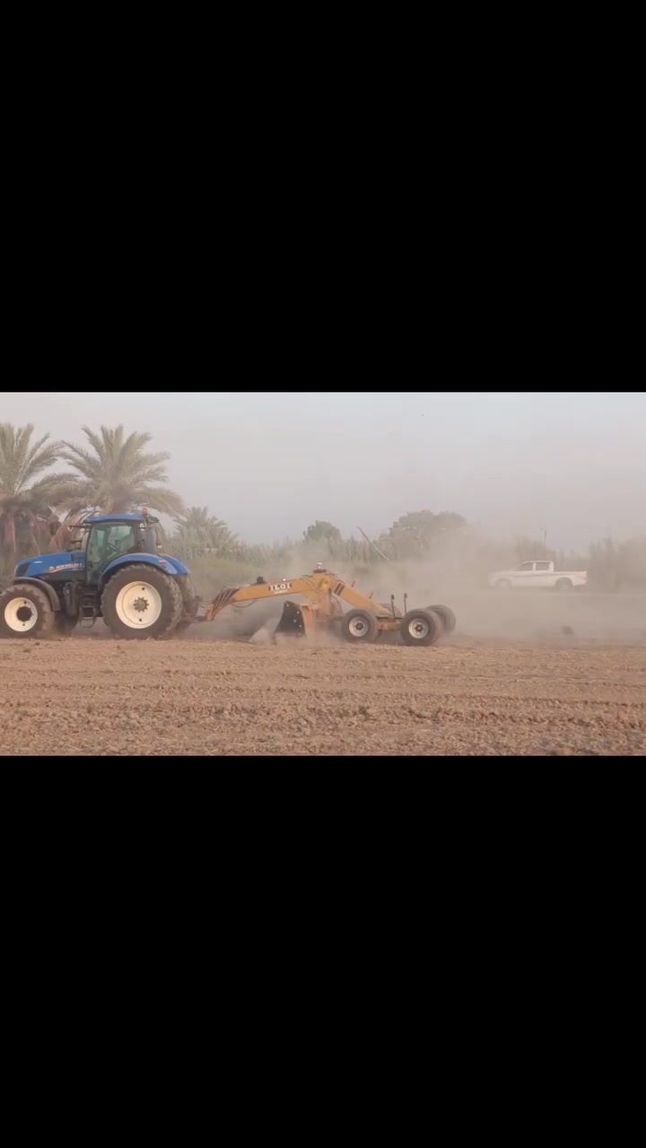 السلام عليكم للبيع مكينه نيوهولند حجم ٢٥٠ موديل ٢٠١٣ رقم اربيل باسمي تحويل مشتغله موسم واحد عداد ١٢ ألف حقيقي فول هايدرو باور كومند كاردن امامي ع الشركه ما مفتوح بيها شي
المكان ديالى الخالص 
***********
