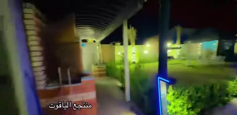 تتوفر مزرعه في حي الجهاد رقم 1علمنا انه مزرعتنا موثقه في تطبيق اجرلي رقم الحجز ***********
