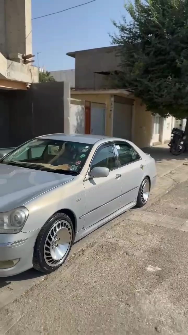 ماجێستا 2005 مووس قەپات مواسەفات بێسڵاید کامل مەسرەف سێ پارچەی بۆیاخی یابانە بێدەعموو ێدراو گێڕو مەکینەی لۆک absشاهینە  
نرخ...56گەڵاو مەجال 
***********
