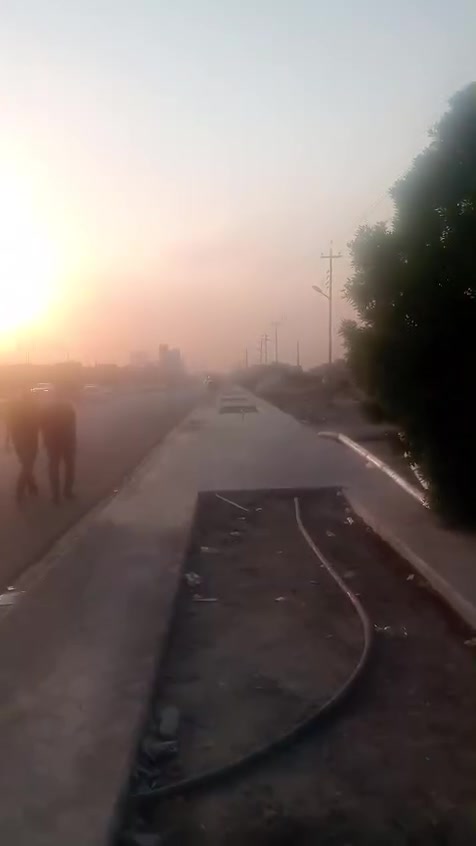 @إشارة *********** السلام عليكم موقع للبيع بغداد زعفرانيه منطقه الامانه شارع 40 موقع تجاري يحتوي على مولدتين سكانيا 13 مولده 12 ونص سكانيا حمل الموقع 640 امبير موقع حلو تجاريه على شارع 40 السعر على الخاص
