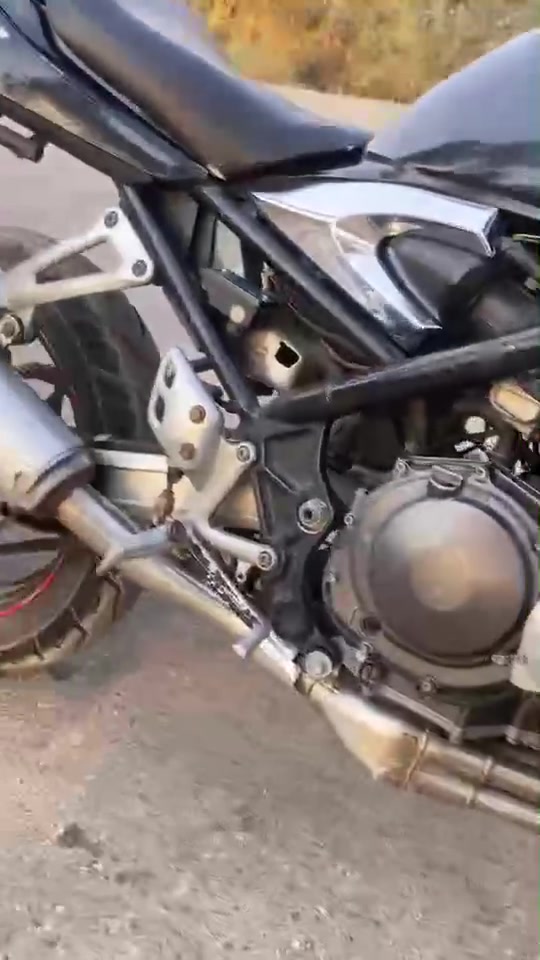 السلام عليكم
بطح بانده كرستال محرك 250 مكفوله من كلشي كهربائيات كامله ماعايزه شي ادامه كامله للدراجه السعر 1200 وبيها مجال مكان الديوانية قضاء الشامية 
الرقم ‭ ***********‬
