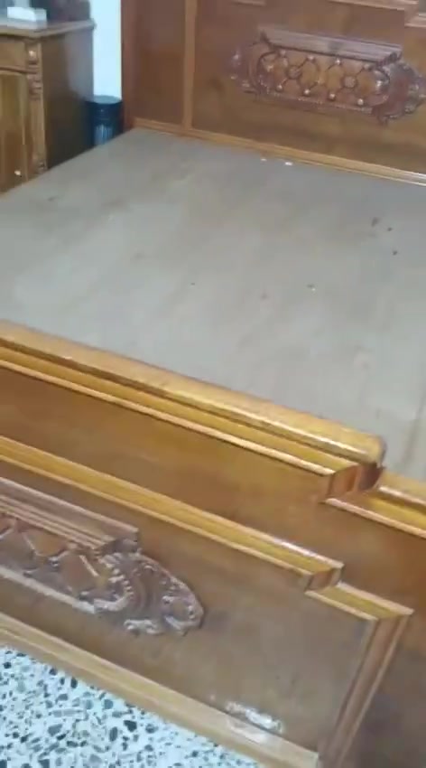 السلام عليكم جربايه حطاطا للبيع سعر 250 وبي مجال والشراء يتصل ***********
