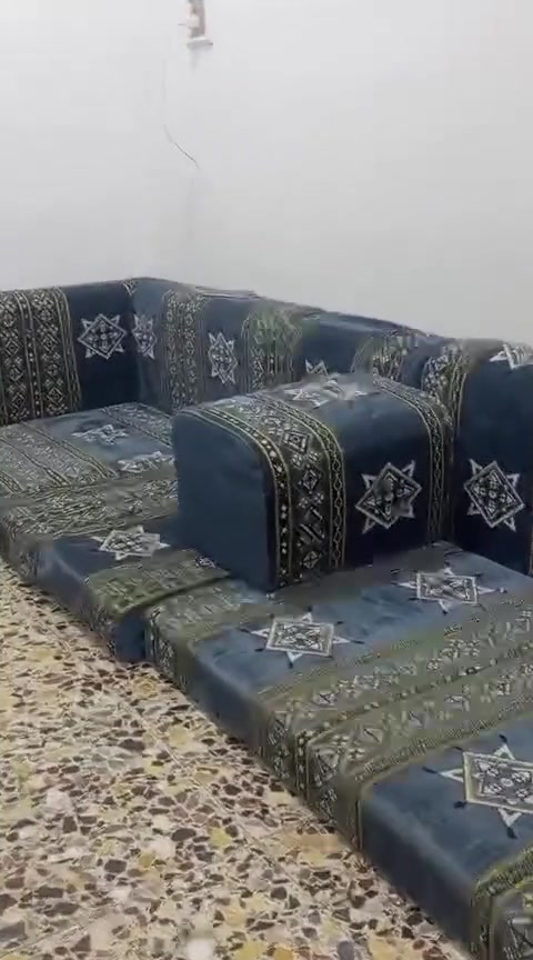 ديوان جديد • نظيف جداً • قابل للتفاوض