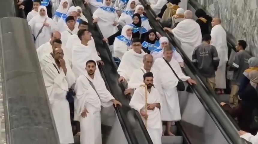 رحلة إيمانية • فنادق قريبة • حافلات مكيفة