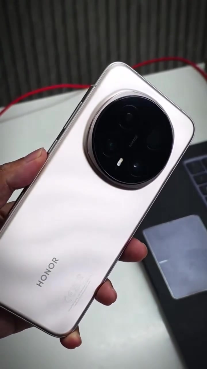 متاح هونر ماجك8برو
ذاكرة 512
معالج سناب دراكون 8GEN5
كامل ملحقات مستخدم شي بسيط
نظافة 100%
ببجي120فريم
السعر 1150 
للاستفسار
***********
 مكان ديالى 
يوجد توصيل كل المحافضات
