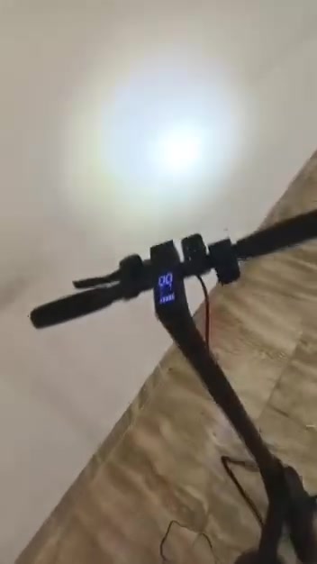 سكوتر شحن • يحمل ١٢٠ كيلو • ثلاث عجلات