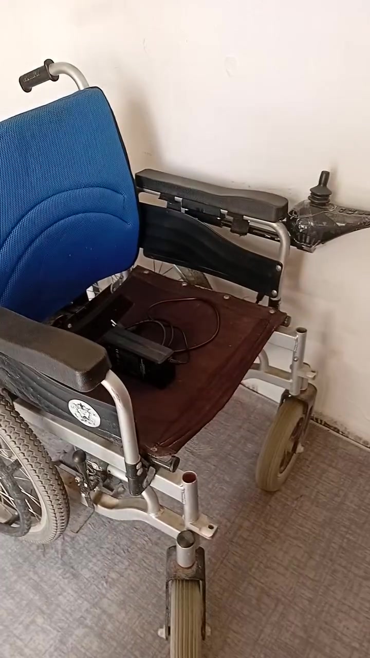 اللبيع سعر ٢٢٥ الف مكانهه سليمانية ***********
