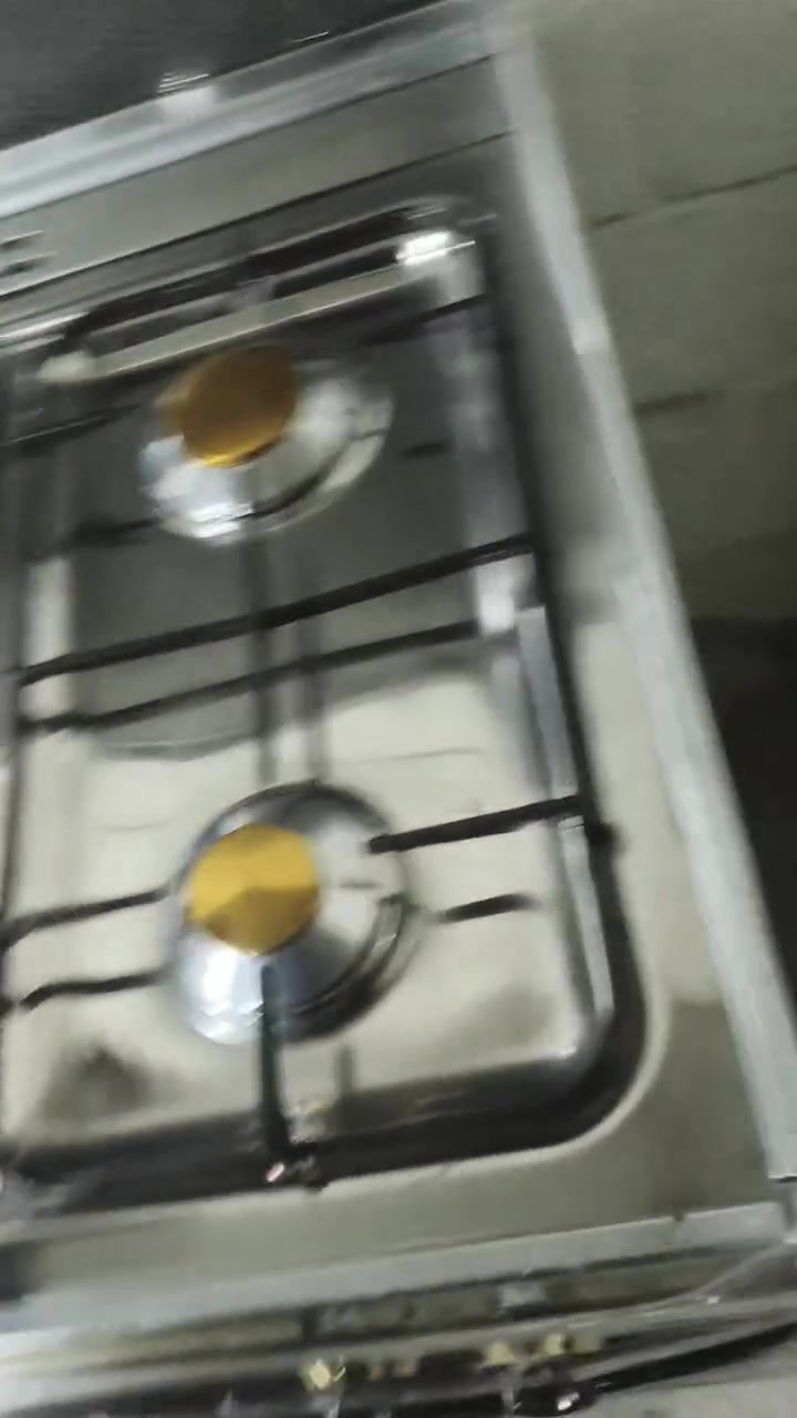 طباخات كريازي باله شرط شغل سعر مناسب ناصريه قرب سجن الاصلاحي ***********
