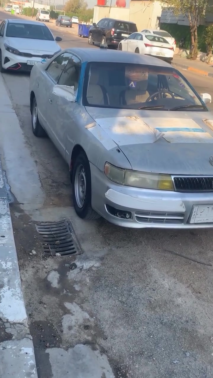 سلام عليكم شيزر مكينه ثنين ونص بل باكيت كير نضيف سياره مرتبه عوزه دبه مال بريك بريكه ضعيف شرط تحويل لو وكاله سياره سعره ٢٦ بيه مجال بسيط كلش العنوان البصره قريب الجمهوريه سياره (نقل جثه فقط )رقم ***********
