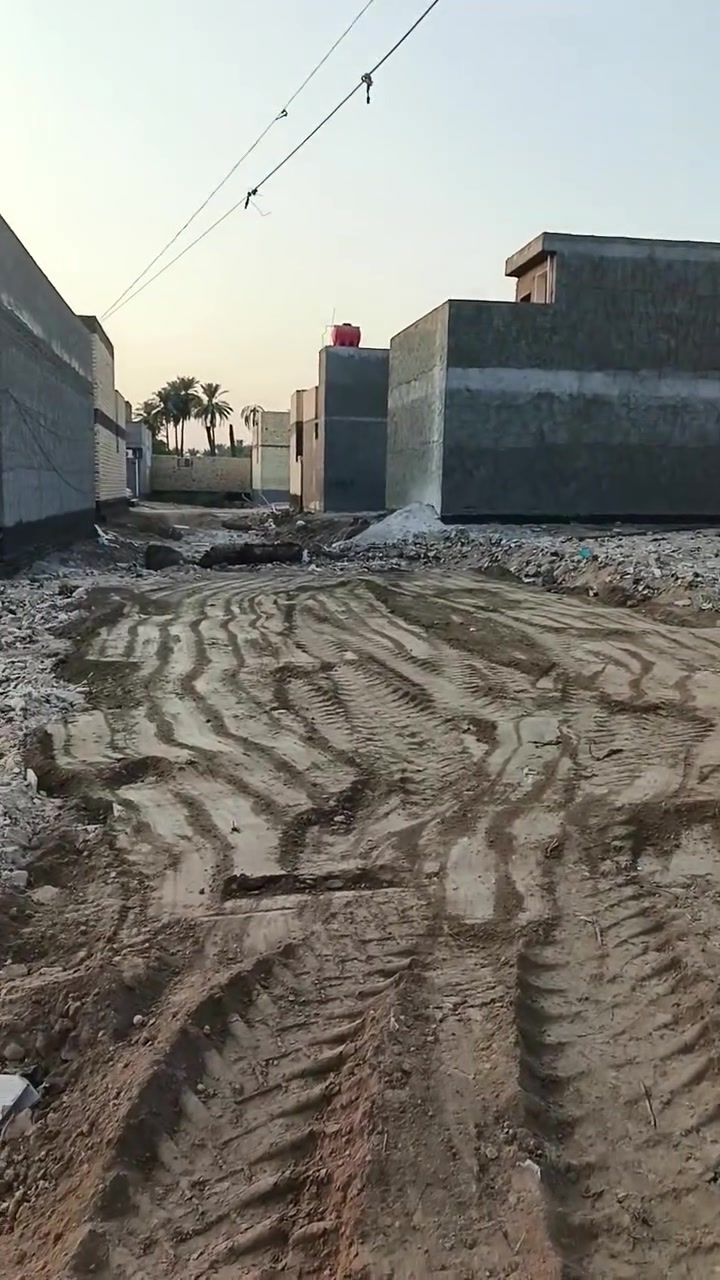 هذا رقمي ***********  القطعه مساحة ١١٣ متر
