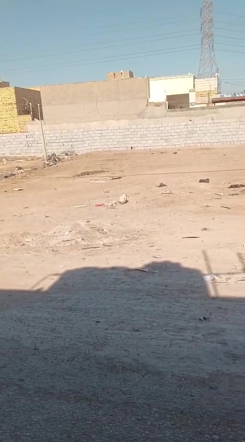 السلام عليكم يا رزاق ارزقنا قطعه 300 متر وركن على ثلاث شوارع للبيع حي الزيتون منطقه سي كافه الخدمات بيع مستعجل وجهيه 21 ونزال 14 السعر 18 وبيها مجال بيع مستعجل سنه 25 باسم المشتري داور العنوان ديوانيه ***********
