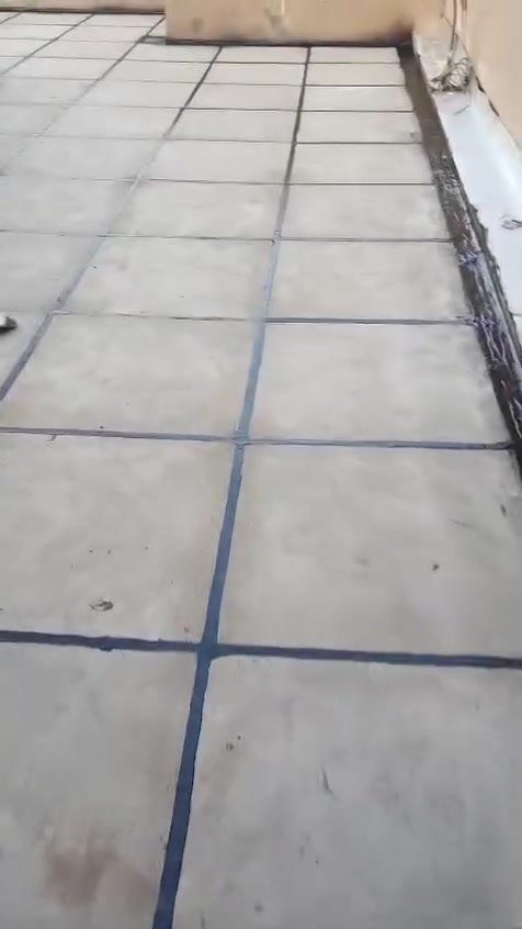 يوجد كادر ل تصليح السطوح بضمان وهاذا شغل كدام عينكم ياكادر ليجيبه يكله لازم ينقلع والسكن أدناه صيانة هو ومرازيبه والنتيجة كدام عينكم حساب ماناخذ اله  ألسطح يكمل وأبو البيت يقتنع بشغل ياله ناخذ حساب مستعدين  كافت العوازل نشتغل كادرنه يوصل كافت المناطق الرقم ***********
