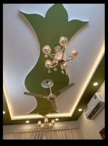 دار للبيع مساحة 100 متر  الواجهه 5×20طابقين ونصف يحتوي على 3غرف نوم وصاله واستقبال  البلديات زراعي  للاستفسار  ***********

