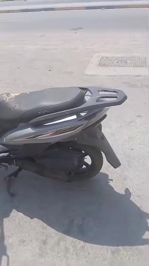 دراجة كوم حديد للبيع صيني
السعر 200 وبيها مجال
الشراي يتصل ع رقم
‭***********‬
