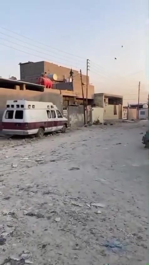 اللهم صلي على محمد وآل محمد 
دار زراعي للبيع في حي طارق شارع 
القديم مقابيل البانزين خانه 
المساحة ١٦٠ مربع ١٠*١٦
للاستفسار ***********
