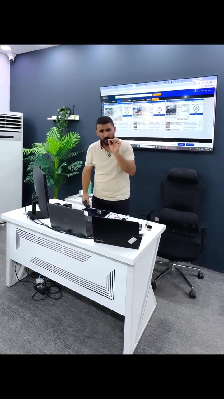 شبابنا الي عايشين بأمريكا موضوع يخصكم 
سيارتك توصلك للعراق ❤️

واتساب : ***********

