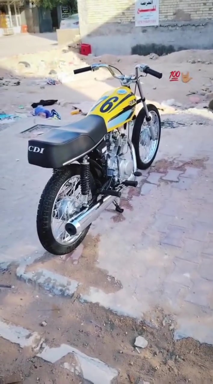 للبيع ماطور موديل 14 ول تعميره 25 مكينه شلامجه مبدل بيه فقط ولفات الماطور هاون الشاصي لا بي عواج ول لحيم وكيله الربيعي مداور ثاني يوم ب750 وبي مجال 
*********** مكان نجف
