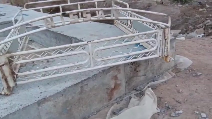 محجر بيكم جمرة تك
المحجر نظيف بس متروك بالشارع جان مشدود على جمرة 
سعرھ 150 الف قفل
عنواني البصرة ابو الخصيب حمدان
***********

