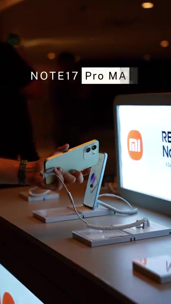 من مؤتمر #xiaomi .. سمارت حاضر حتى ننقلكم كل جديد 🤓 ⁨ 🔥 REDMI Note 17 Series بطارية 10000mAh 🔋… شحنة وحدة تكفيك لحد 3 أيام ⚡️ والأحلى؟ الحجز مفتوح هسه 🎁 تحصل هدايا قيمة ويا Redmi Note 17 Pro وPro Max، بقيمة توصل إلى 297,500 دينار Redmi note 17 pro max 5G 256/24GB__660,000 Redmi note 17 pro 5G 256/24GB__560,000 256/16GB__510,000 Redmi Note 17  256/12GB—360,000 🔆خدمة الاقساط متوفرة بتطبيق سوبر كي (الجني )الموطنة رواتبهم على مصرف الرافدين  توصيل إلى كافة أنحاء العراق 🇮🇶 ‏‎ 🕒 أوقات العمل: جميع ايام الاسبوع 9:00 صباحاً الى 12:00 ليلاً عدا الجمعة 3:00 ظهراً الى 12:00 ليلاً ‏‎📍 الموقع: بغداد- ‏‎المنصور، شارع مول بابليون، بالقرب من أقواس مطعم الساعة. 📞رقم المبيعات والواتساب : *********** ‏‎نحن هنا لخدمتك في أي وقت🌟⁩

