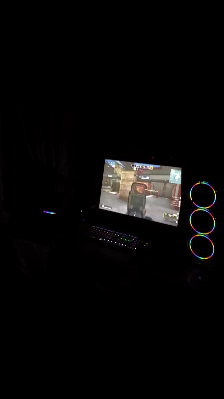 🔥 للبيع بي سي كامل ويا ملحقاته 🔥
🎮 مواصفات البيسي:
• المعالج: AMD Ryzen 3 3100
• كرت الشاشة: NVIDIA GTX 1050 Ti
• الرام: 16GB DDR4 (8GB × 2)
• قطعة رام إضافية احتياطية: 8GB DDR4
• المذربورد: ASUS A320M-K
• الباور سبلاي: 450W
• النظام: Windows 11 64-bit

🖥️ الملحقات:
• شاشة 24 بوصة دقة 1080p وتردد 60Hz
• كيبورد ميكانيكي
• UPS
• ماوس
• ماوس باد
• سماعات سبيكر خارجية

📦 تجميعة كاملة وجاهزة للاستخدام والألعاب

💰 السعر:قيم بلي يرضي الله 
📩 للاستفسار والتواصل
