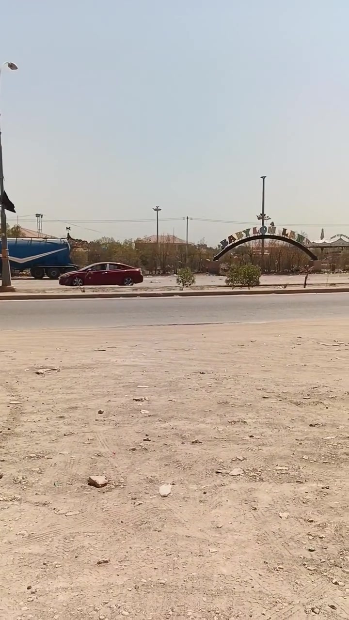 دار الايجار  تريده سكني تريده تجاري مكانه شارع 80 سنتر عل شارع العام مقابل مدينة ألعاب أرض بابل غرفتين كلدور صاله مطبخ صحيات خارجيه داخليه بيت جديد  جاهز سخان تانكي ماطور مغاسل خط مولد ذهبي مساحه ٢٢٥ الاستفسار عل رقم او مراجعت مكتب ابو سرمد التميمي مقابل مدينة ألعاب أرض بابل *********** بي واتساب
