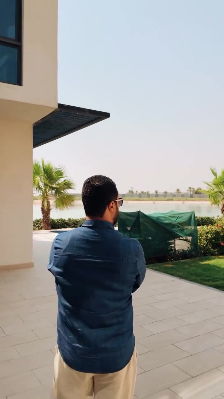 فيلا WPF3… فخامة عصرية بسعر 2 مليار و900 مليون دينار. 

4 غرف نوم، 3 طوابق، ومساحة إجمالية تصل إلى 437 م²، مع تصميم عصري ومساحات مفتوحة تنطيك خصوصية وراحة مستمرة.

من الحديقة والمسبح الخاص، إلى التفاصيل الداخلية… كل طابق مصمم حتى يحجي قصة مختلفة من الرفاهية.

📍 مِسك – داماك هيلز بغداد
📞 للتواصل والاستفسار: ***********
