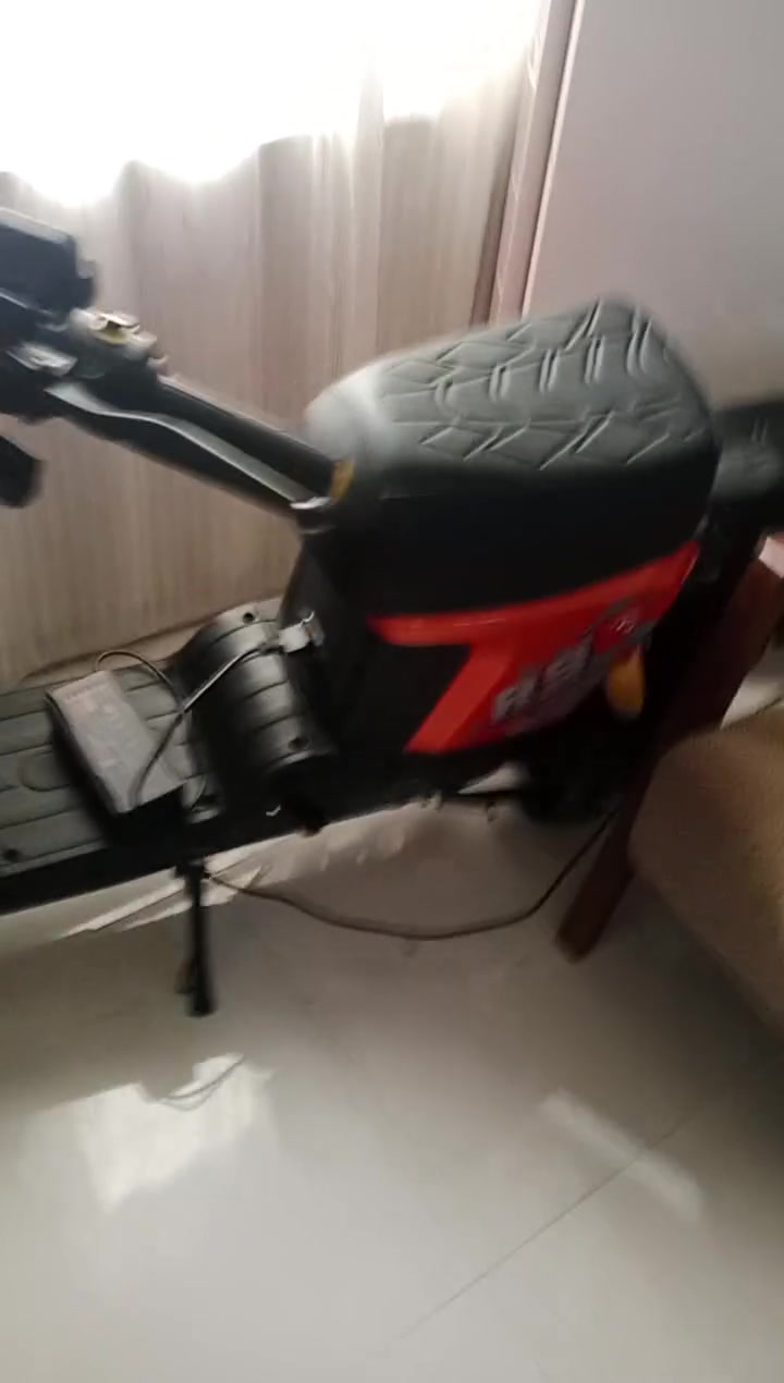 دراجه شحن فؤل نضافه استعمال قليل R9 للبيع ***********
