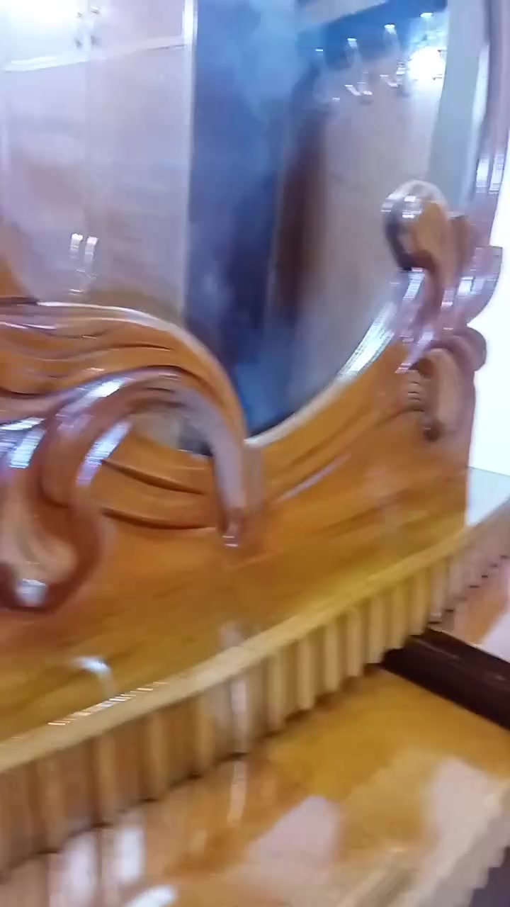 مكلف بلنشر غرفه تسكام نجاره صاج داخل وخارج ظهر جرجوبه ٧٥٠ وبيه مجال مكانه حله للاستفسار الاتصال بلرقم ***********
