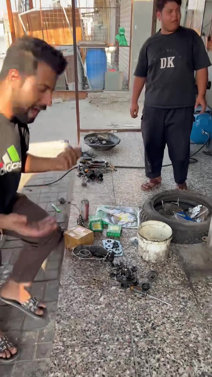 السلام عليكم توفر يم محلات سنابل تجفيت اكسل بسعر ١٥٠ شامل كلة جديد اصلي وكالة مكانا الحسينية مقابل سوق الكبير مقابل جملةً سيد مركز باجاج أو مجمع سنابل للاستفسار ***********
