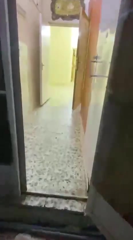 مشتمل أرضي • مستقل • سبع ابكار