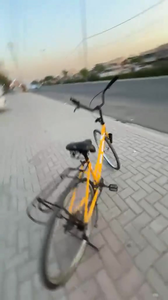 باسكل بناتي للبيع موديل 2021 السعر 80وبي مجال قليل جدآ مكاني بغداد حي الجهاد الديوان رقم *********** الشراي فقط يدخل 💖
