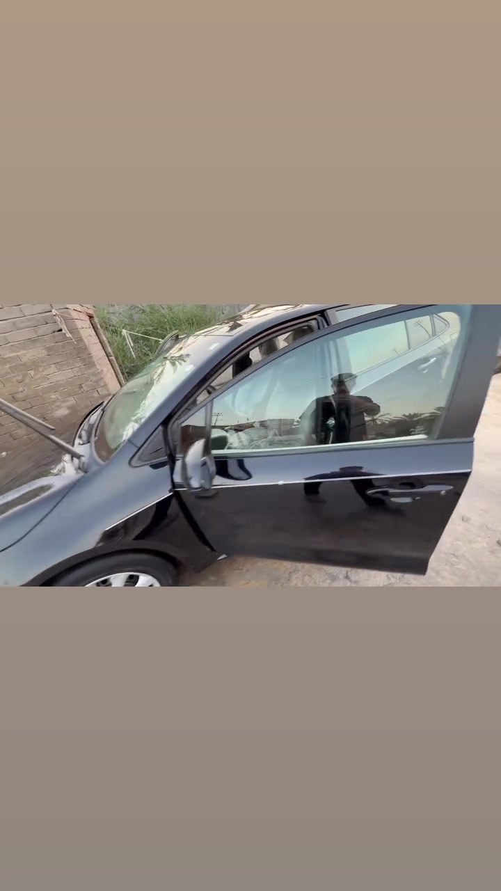 كورلا مديل 23وارد امريكي
سياره رقم معوقين ناصريه أنطي بيهه وكاله عامه 
السياره تقرير غرق شغاله ومكفوله ميه على ميه 
سياره حلوه داخل صحراوي 
السعر 145 وبيهه مجال 
للتواصل ***********
