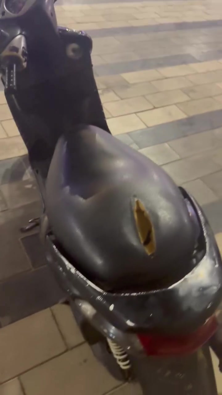 سكنس نثيه للبيع دراجه نضيفه سعره500 عنواني شارع حيفا ***********
